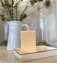 Load image into Gallery viewer, Mango and Passionfruit Soap Bar